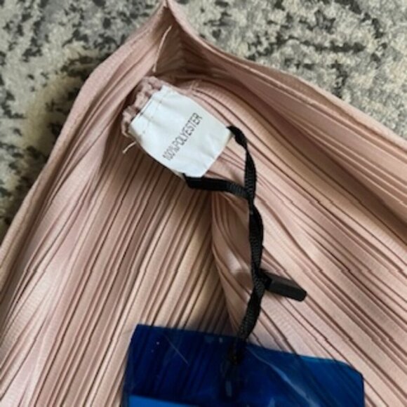 🧡3/15 NWT Bundle x 2 Orange Butterfly Top + Pink Top Women's L - Picture 16 of 16